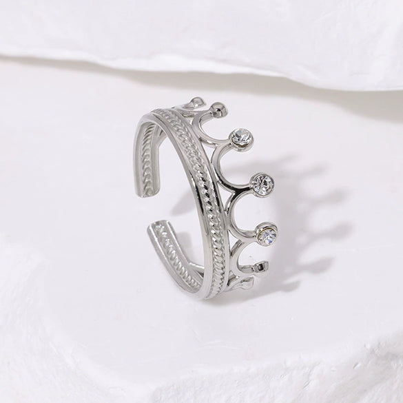 Elegant Simple Crown Design Light Luxury 18K Gold Plated Stainless Steel Ring For Women
