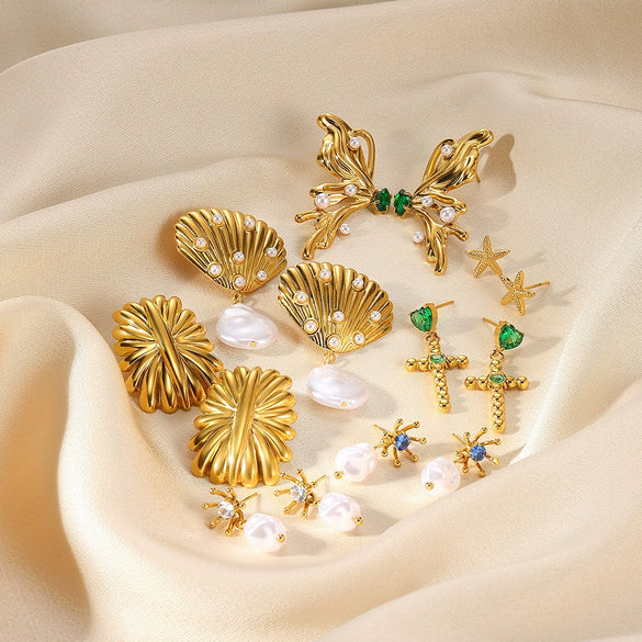 Elegant Simple Stainless Steel Imitation Pearl Heart Shape Bow Tie Electroplated Women's Earrings