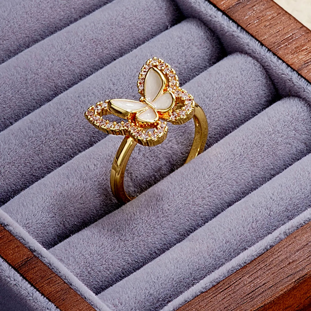 Elegant Simple Style Butterfly Copper Gold Plated Pearl Zircon Open Rings In Bulk