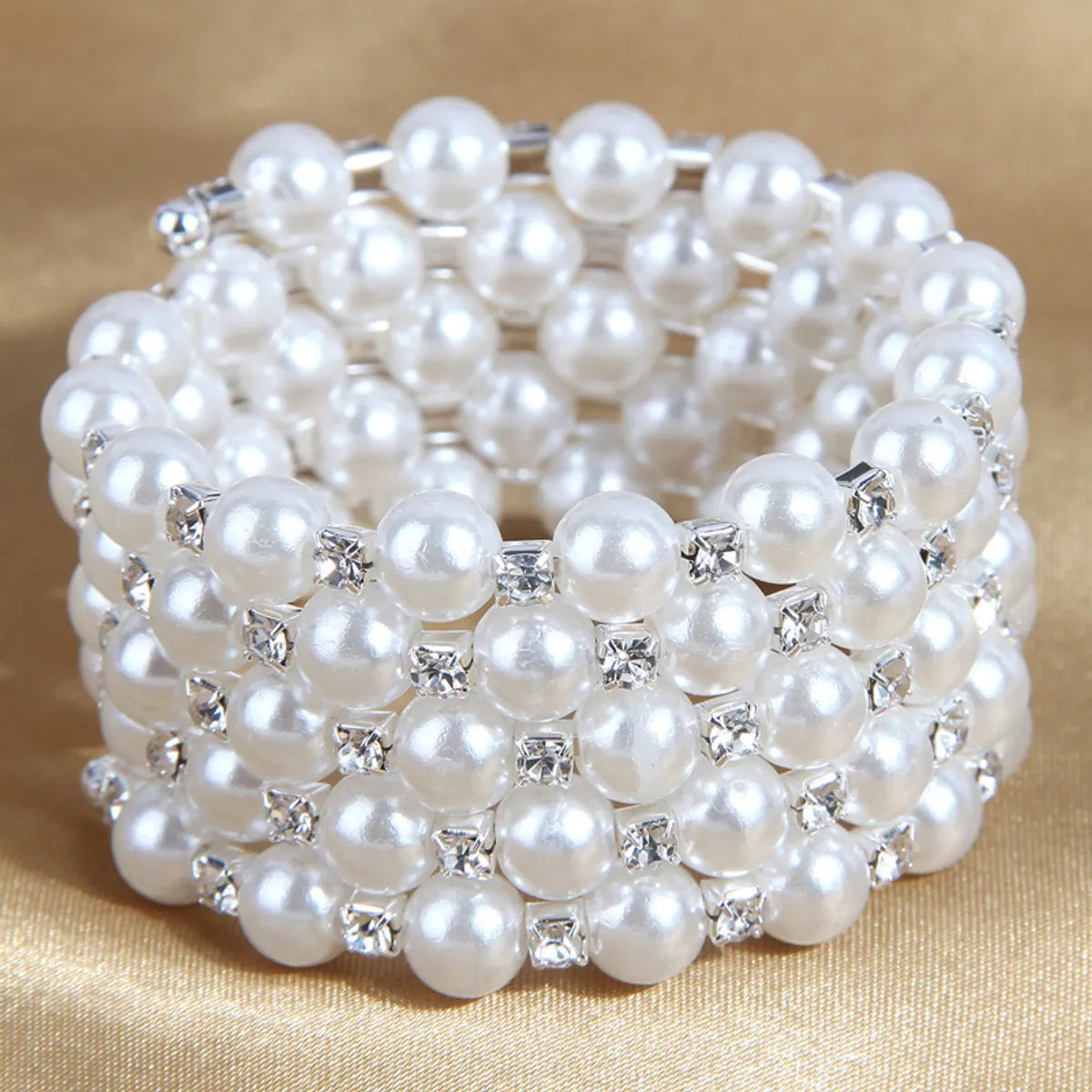 Elegant Simple Style Circle Imitation Pearl Ferroalloy Beaded Inlay Rhinestones Women's Bangle