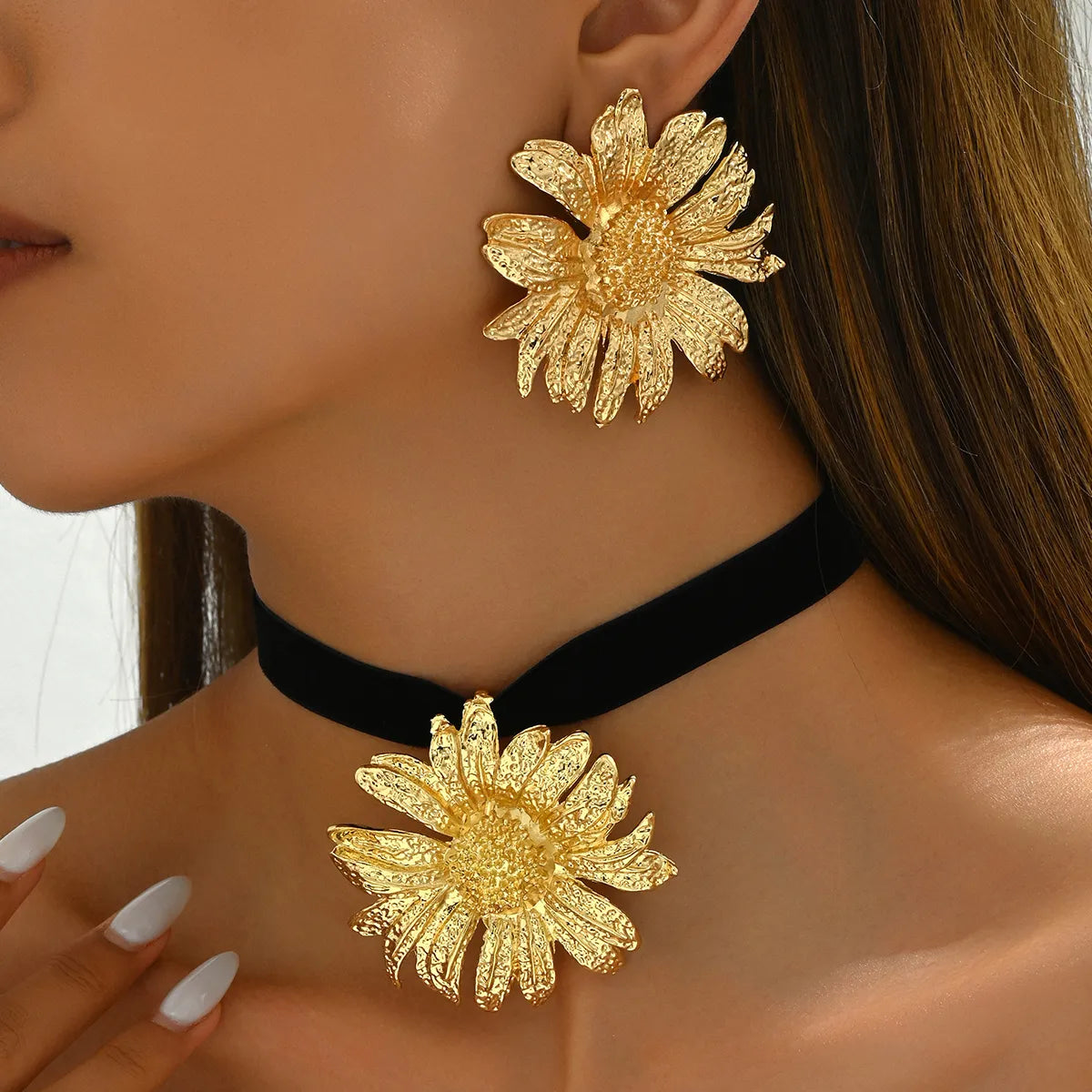 Elegant Simple Style Classic Style Sunflower Alloy Gold Plated Women'S Jewelry Set