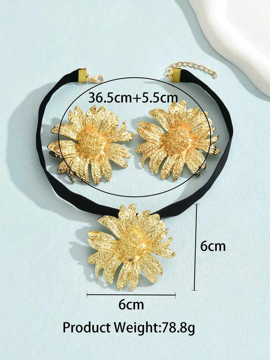 Elegant Simple Style Classic Style Sunflower Alloy Gold Plated Women'S Jewelry Set