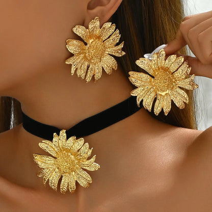 Elegant Simple Style Classic Style Sunflower Alloy Gold Plated Women'S Jewelry Set