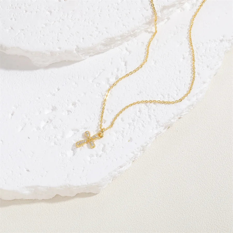 Elegant Simple Style Cross Infinity Copper 14k Gold Plated White Gold Plated Zircon Pendant Necklace In Bulk