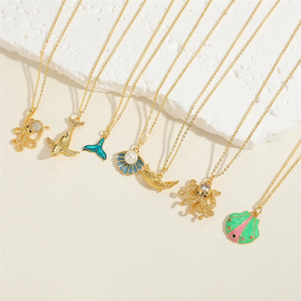 Elegant Simple Style Dolphin Shell Shark Copper 14k Gold Plated Zircon Pendant Necklace In Bulk