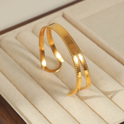 Elegant Simple Style Geometric Titanium Steel Plating 18k Gold Plated Bangle