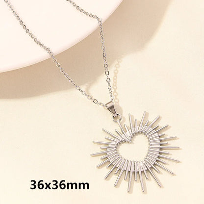 Wholesale Jewelry Elegant Simple Style Heart Shape 304 Stainless Steel 18K Gold Plated Plating Hollow Out Pendant Necklace