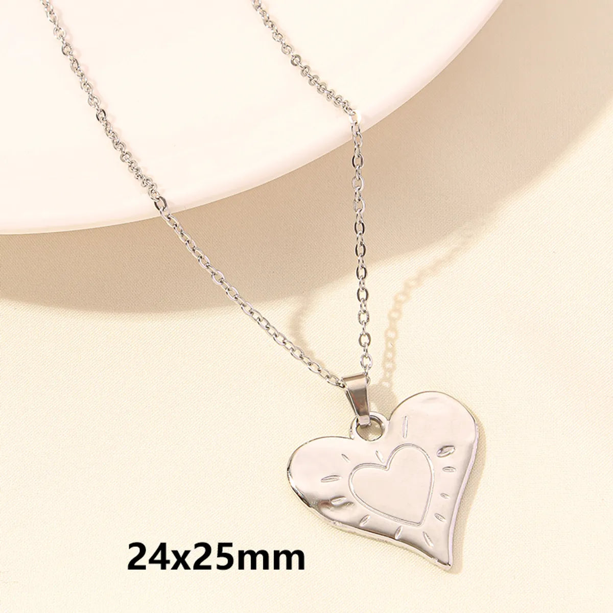 Wholesale Jewelry Elegant Simple Style Heart Shape 304 Stainless Steel 18K Gold Plated Plating Hollow Out Pendant Necklace