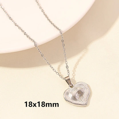 Wholesale Jewelry Elegant Simple Style Heart Shape 304 Stainless Steel 18K Gold Plated Plating Hollow Out Pendant Necklace