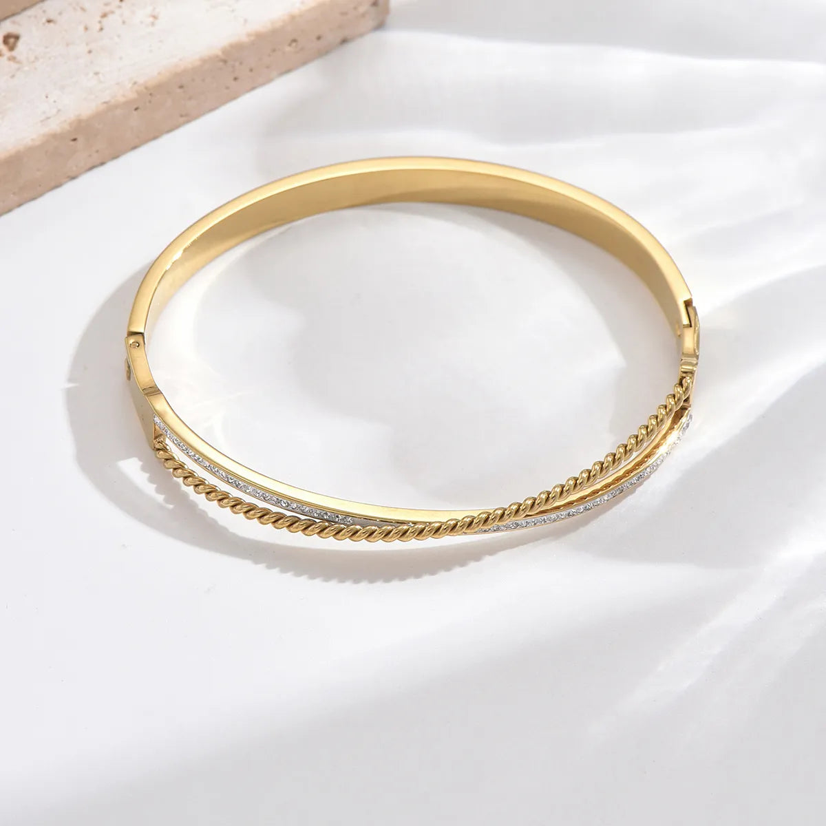 Elegant Simple Style Irregular Twist Stainless Steel Asymmetrical Plating Hollow Out Zircon 14k Gold Plated Bangle