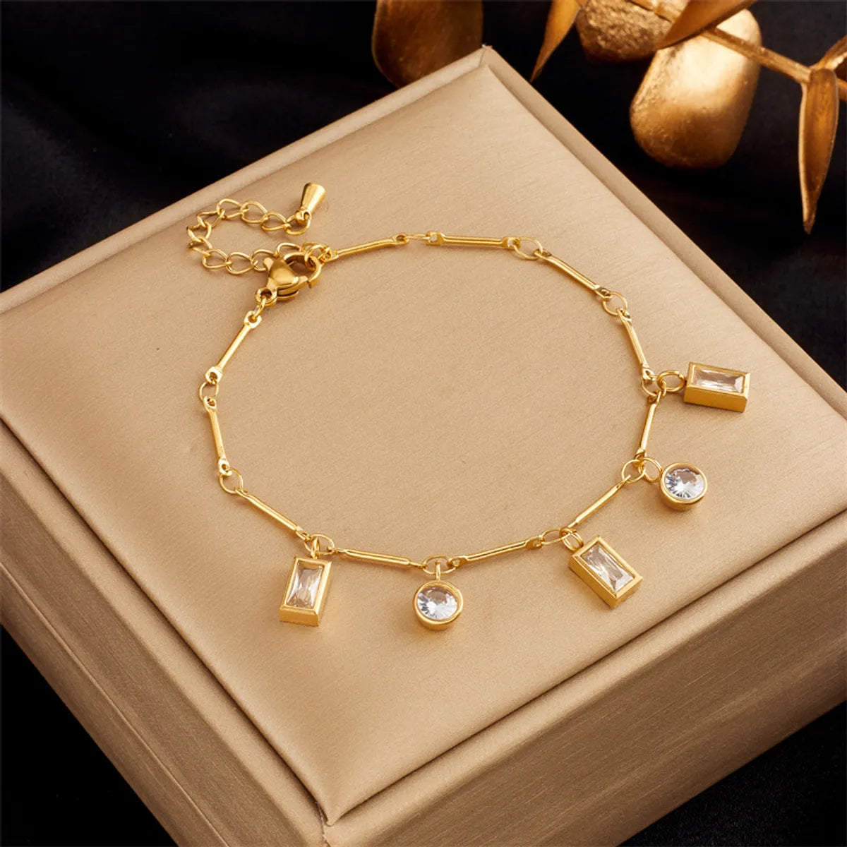 Elegant Simple Style Korean Style Geometric Titanium Steel Plating Inlay Zircon Bracelets