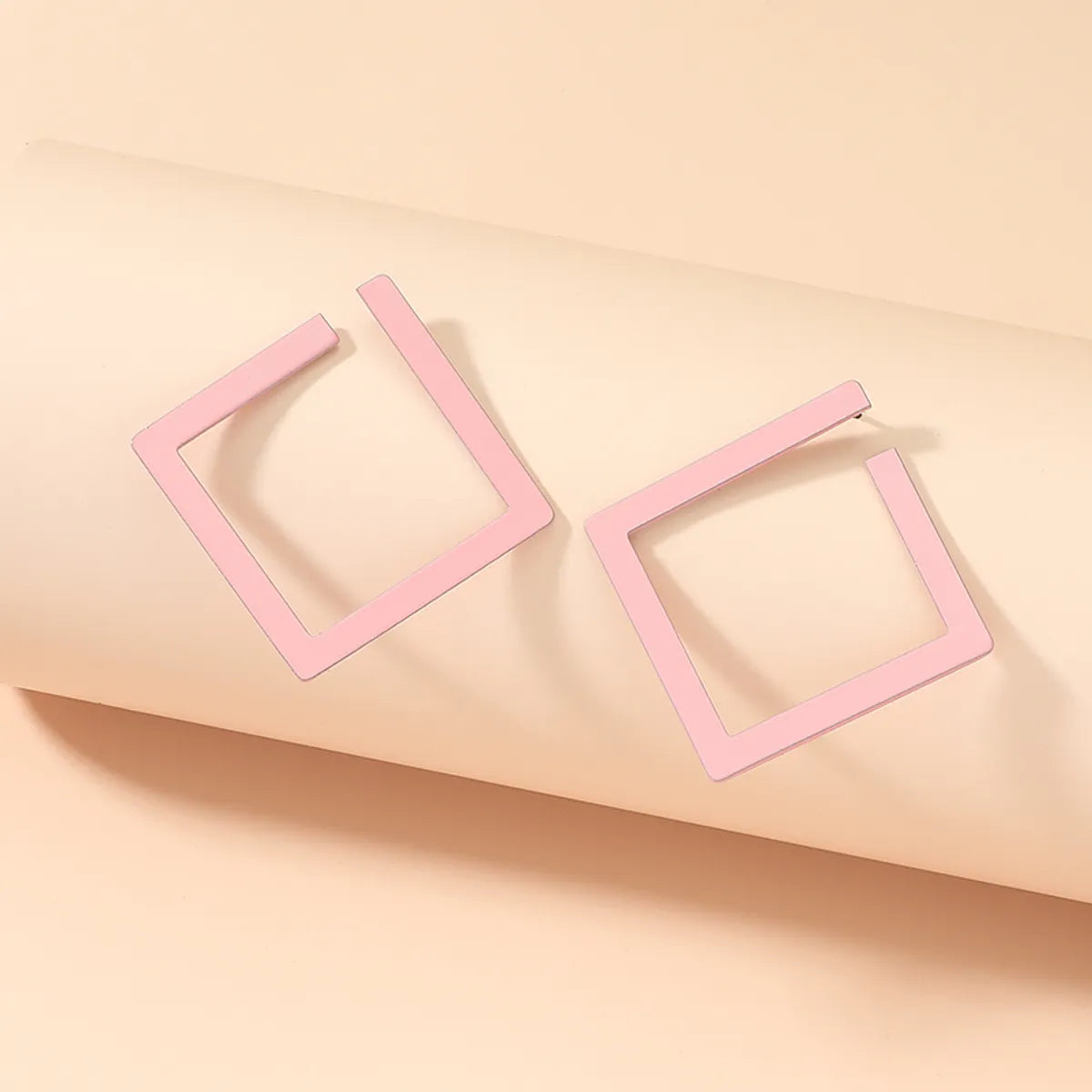 1 Pair Elegant Simple Style Rhombus Iron Ear Studs