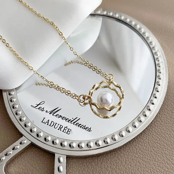 Elegant Simple Style Round Alloy Plating Inlay Artificial Pearls Gold Plated Women'S Necklace
