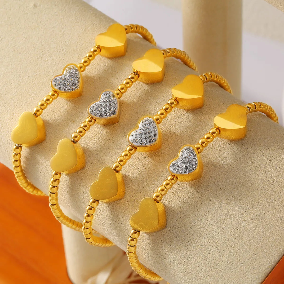 Elegant Simple Style Round Heart Shape 304 Stainless Steel Rhinestone 18K Gold Plated Rhinestones Bracelets In Bulk