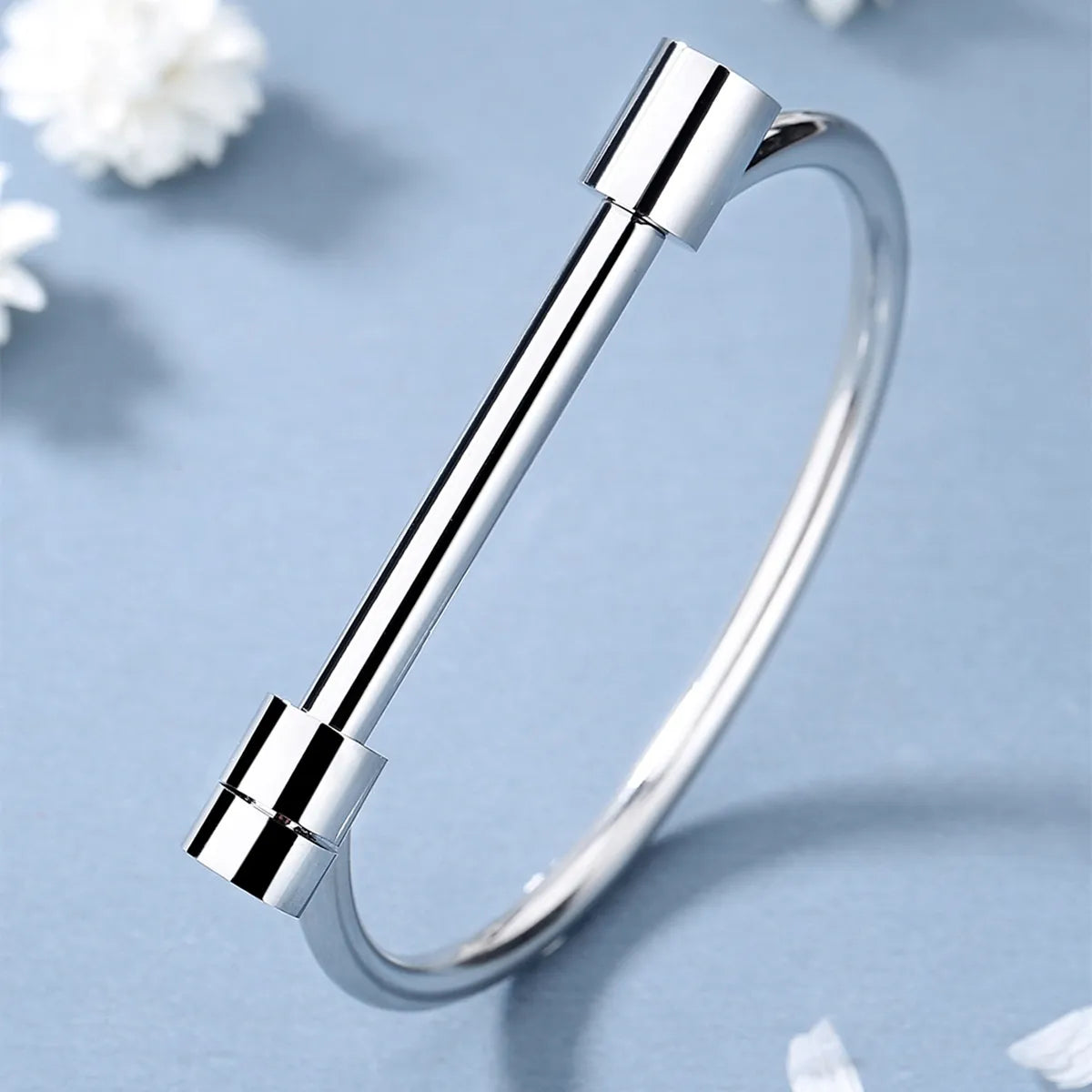 Elegant Simple Style Solid Color Titanium Steel Polishing Plating 18k Gold Plated Bangle