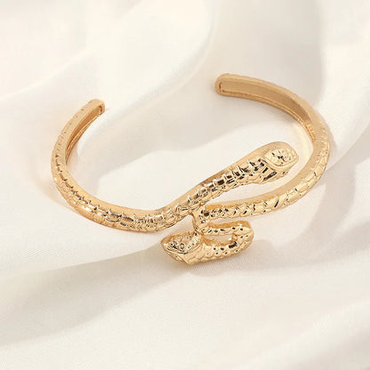 Elegant Snake Alloy Plating Unisex Bangle