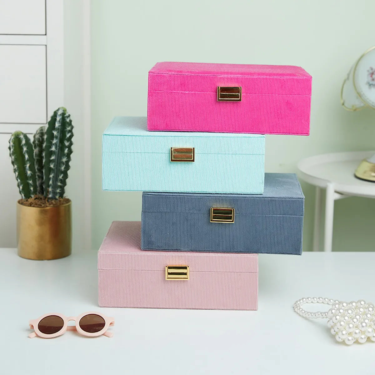 Elegant Solid Color Flannel Jewelry Boxes