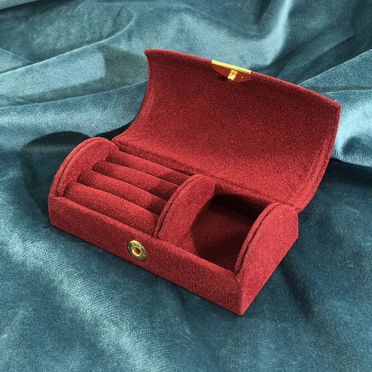 Elegant Solid Color Flannel Jewelry Boxes