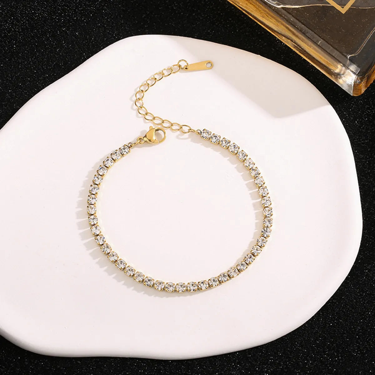 Elegant Solid Color Stainless Steel Plating 18k Gold Plated Bracelets