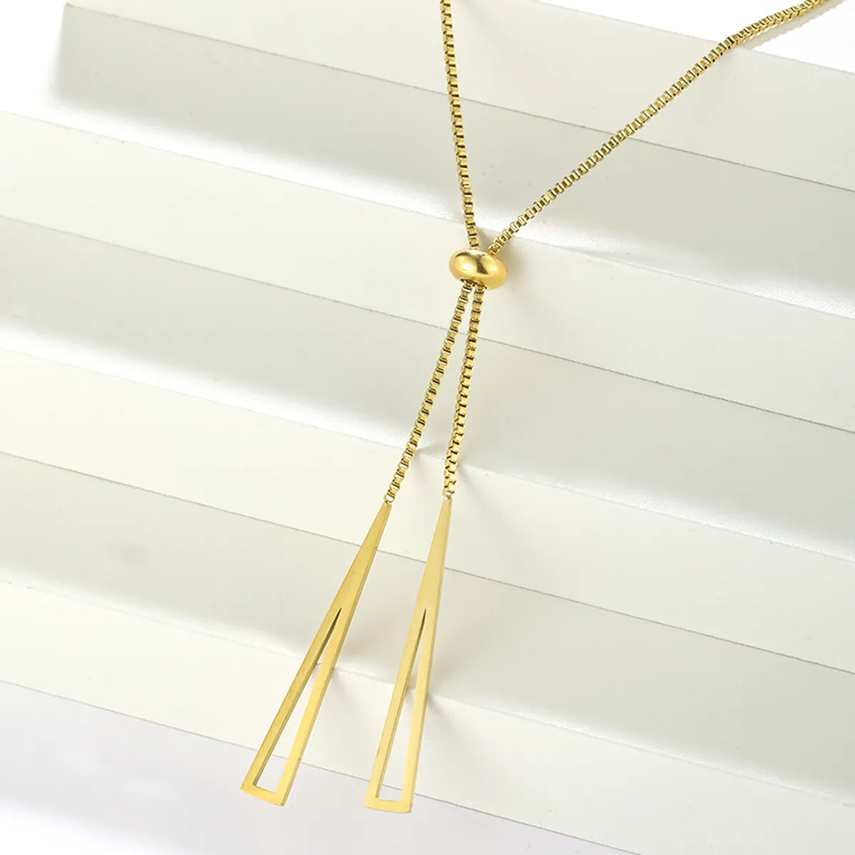 Elegant Solid Color Stainless Steel Plating 18k Gold Plated Pendant Necklace