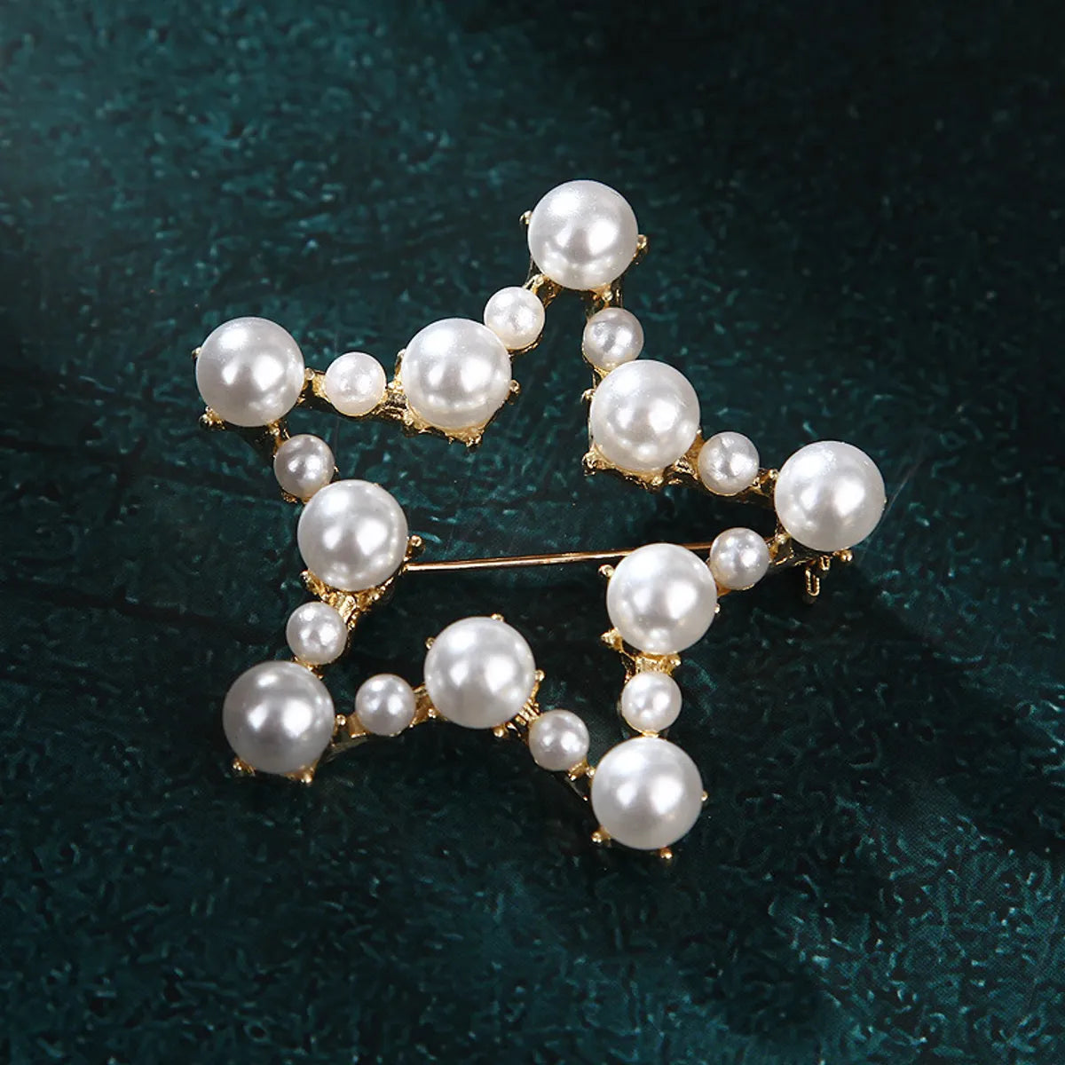 Elegant Star Flower Snowflake Imitation Pearl Alloy Rhinestone Women'S Brooches