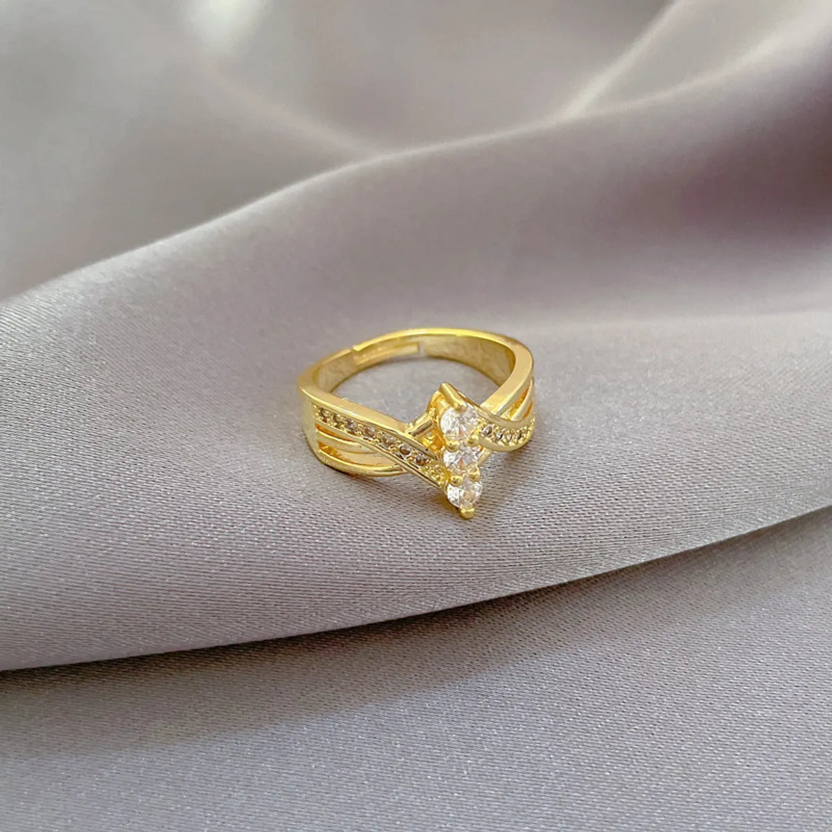 Elegant Streetwear Geometric Brass Inlay Artificial Gemstones Gold Plated Open Rings