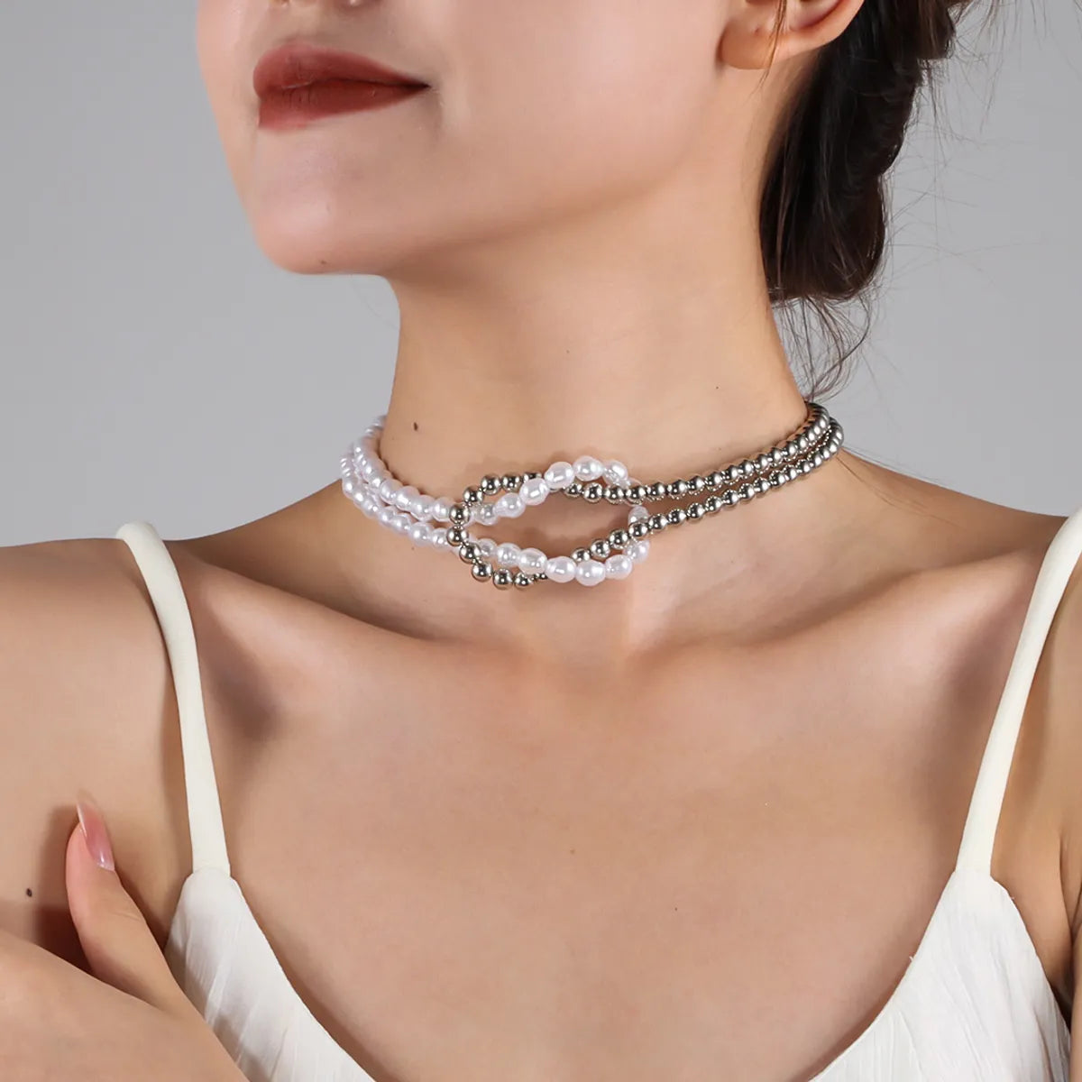 Elegant Sweet Classic Style Round Oval Imitation Pearl Alloy Plastic Wholesale Choker