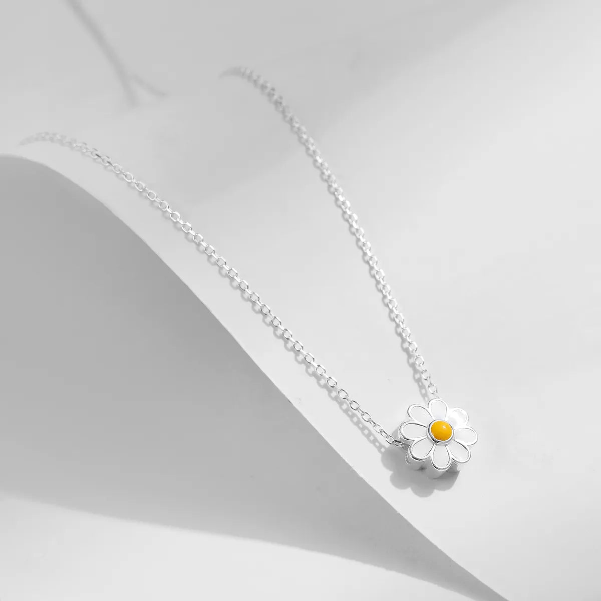 Elegant Sweet Daisy Sterling Silver Rhodium Plated Pendant Necklace In Bulk