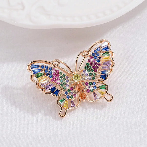 Elegant Vacation Shiny Butterfly Copper Plating Hollow Out Inlay Zircon Women'S Brooches 1 Piece