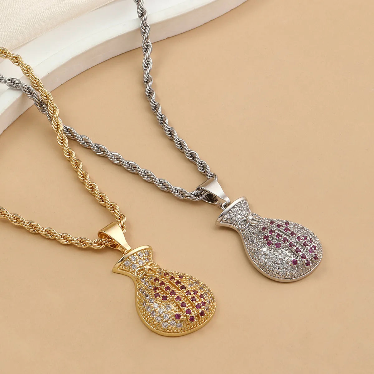 Elegant Vase Stainless Steel Copper 18k Gold Plated Zircon Pendant Necklace In Bulk