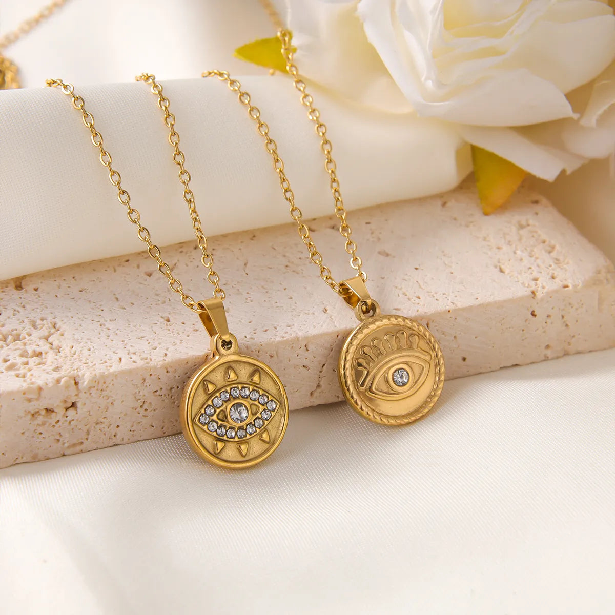 Elegant Vintage Style French Style Star Eye Stainless Steel Plating Inlay Zircon 18k Gold Plated Pendant Necklace