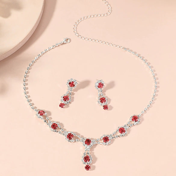 Elegant Women's Rhinestone Necklace And Earrings Jewelry Set With Water Wave Chain Light Luxury Drop And Heart Pendant Design