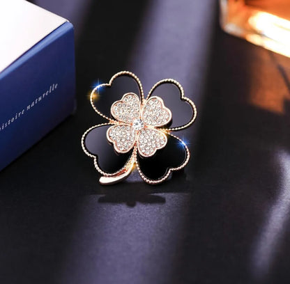 Ethnic Style Animal Letter Heart Shape Alloy Plating Artificial Gemstones Women'S Brooches 1 Piece