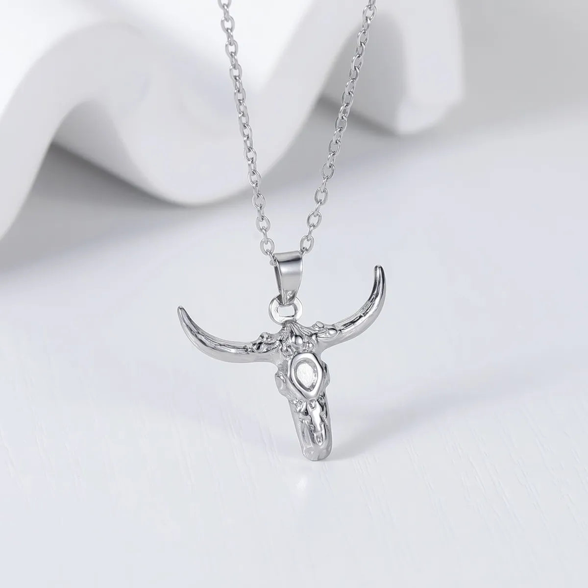 Ethnic Style Cattle Stainless Steel Plating Necklace 1 Piece