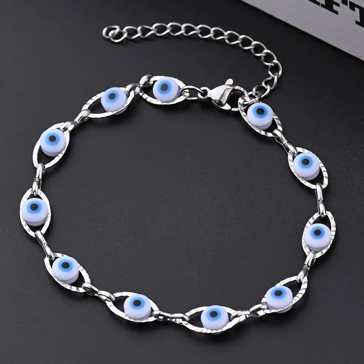 Ethnic Style Classic Style Artistic Slidable Devil'S Eye Oval 304 Stainless Steel Bracelets In Bulk