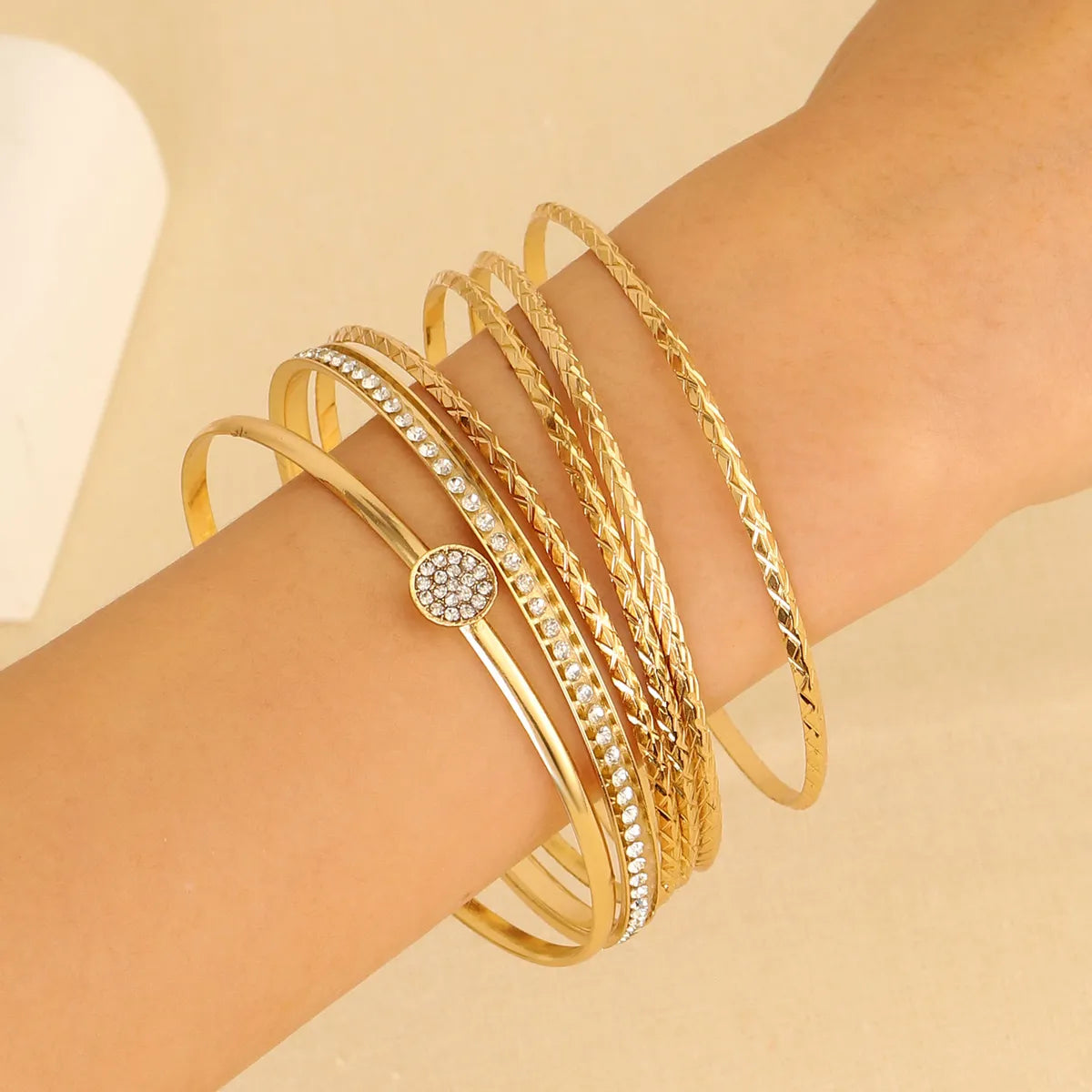 Ethnic Style Rhombus Twist Alloy Plating Women'S Bangle