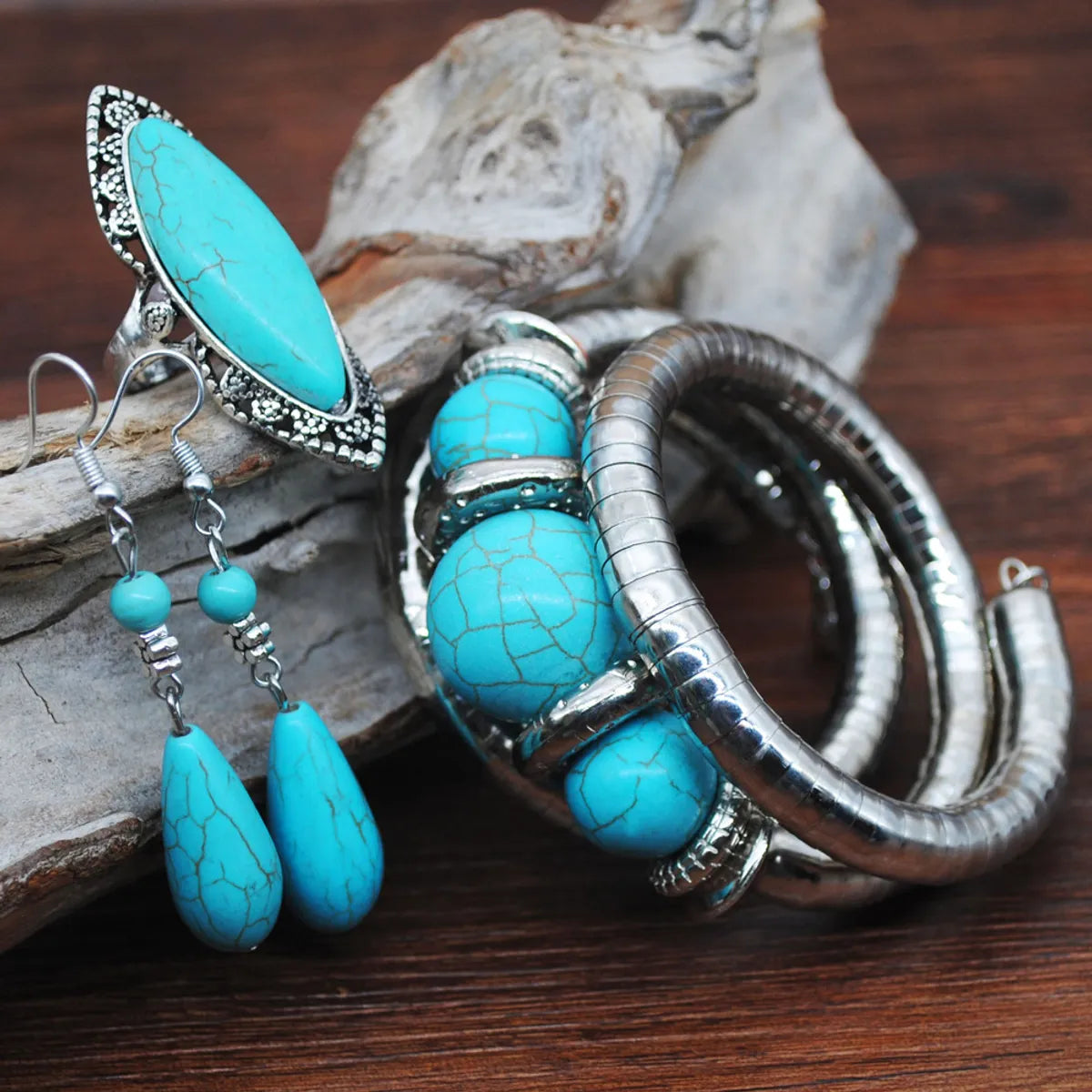 Ethnic Style Round Metal Inlay Turquoise Women'S Jewelry Set