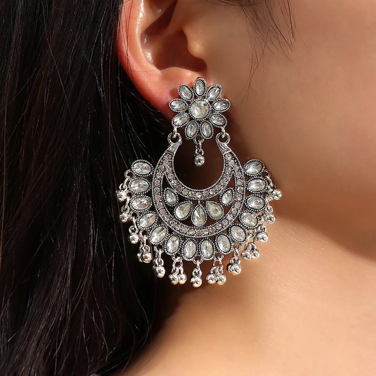 Ethnic Style Water Droplets Alloy Inlay Rhinestone Earrings 1 Pair