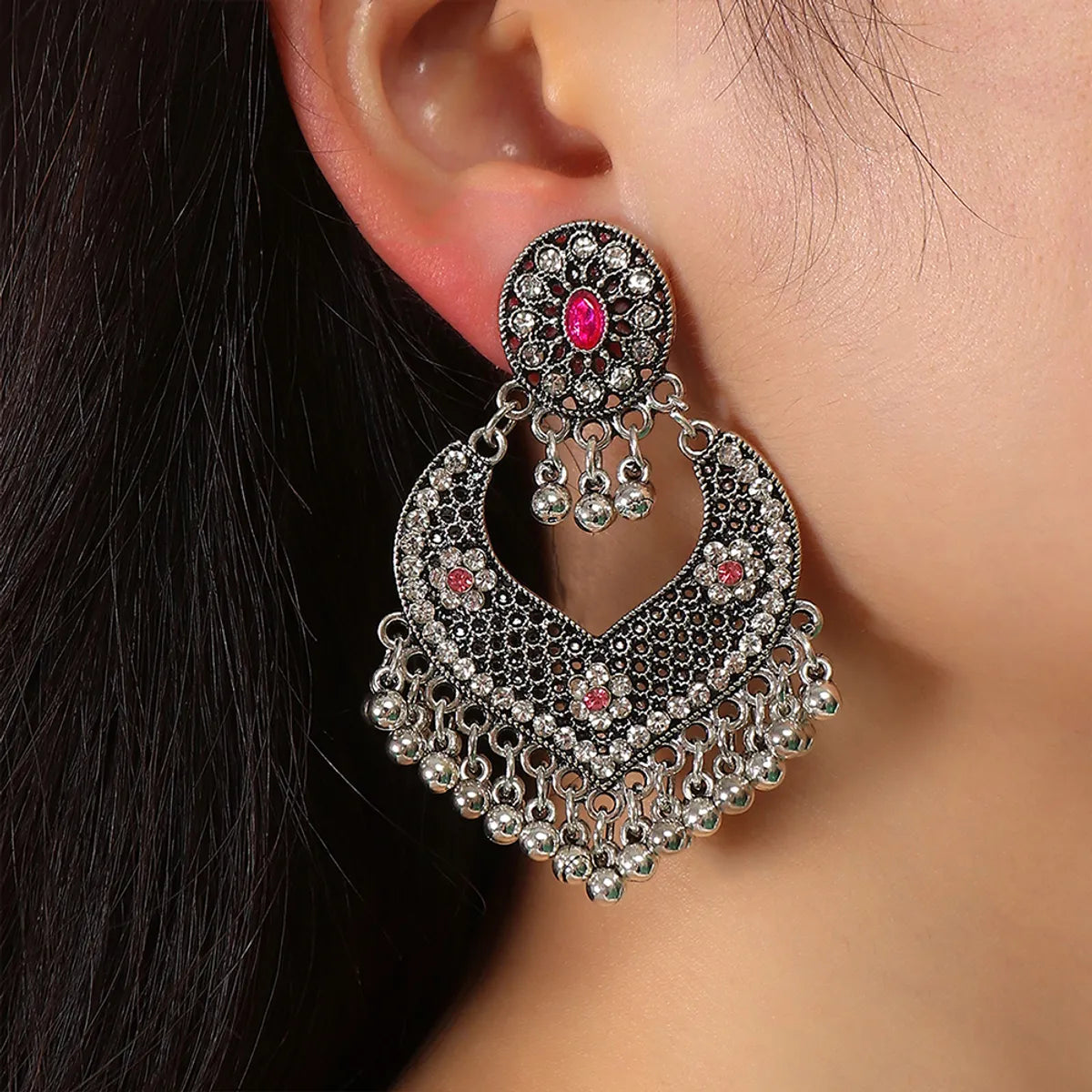 Ethnic Style Water Droplets Alloy Inlay Rhinestone Earrings 1 Pair