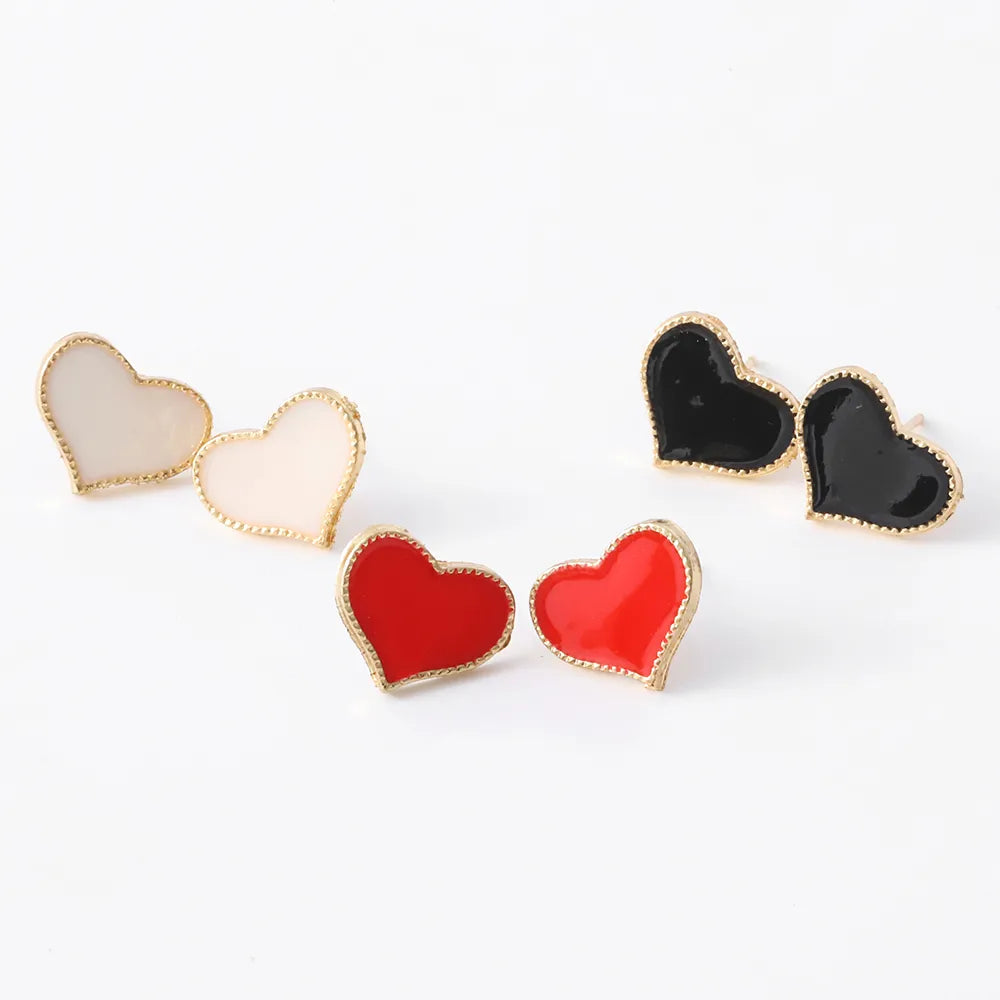 1 Pair Sweet Simple Style Classic Style Heart Shape Alloy Enamel Gold Plated Women'S Ear Studs