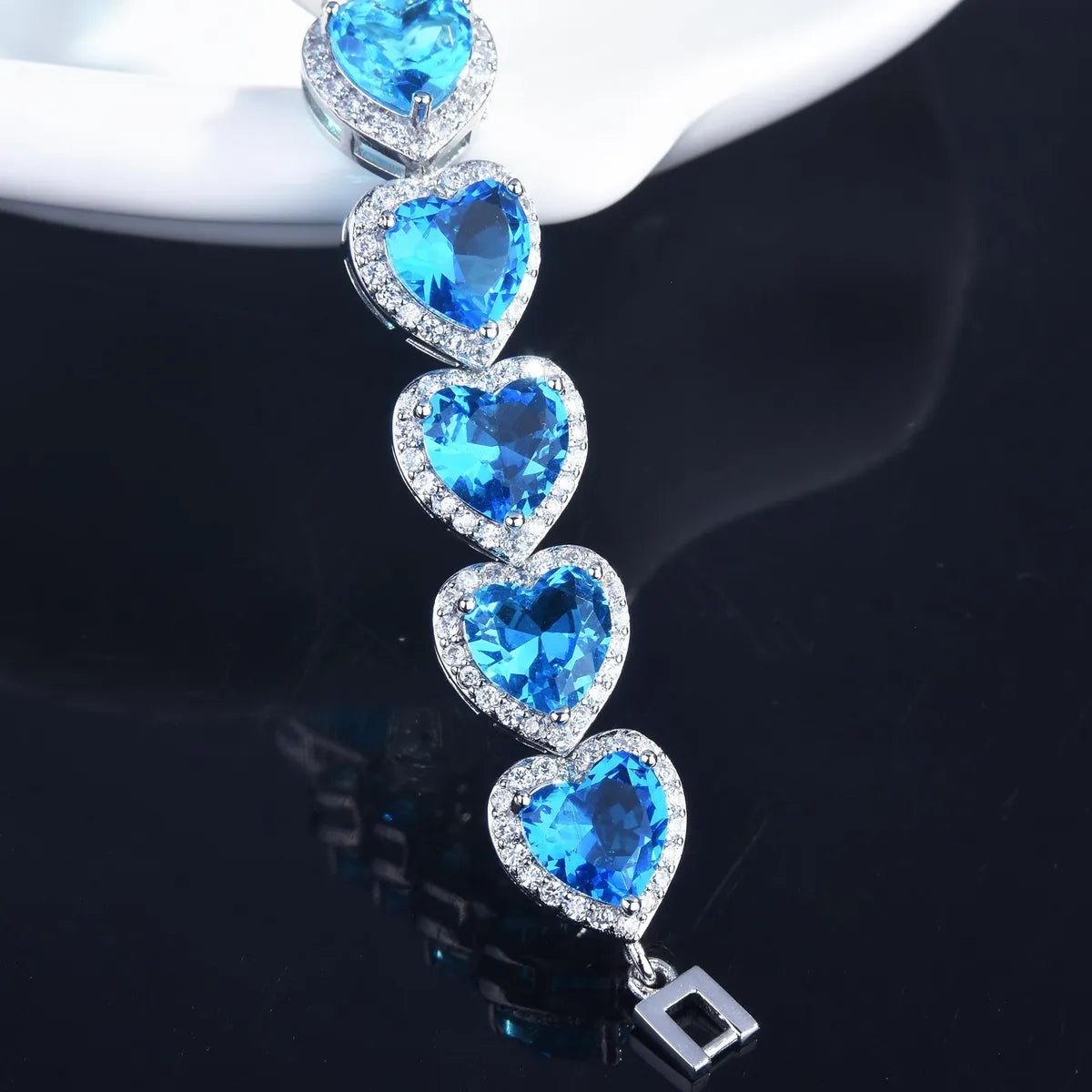 European And American Luxury Super Flash High Carbon Diamond Heart-shaped Bracelet