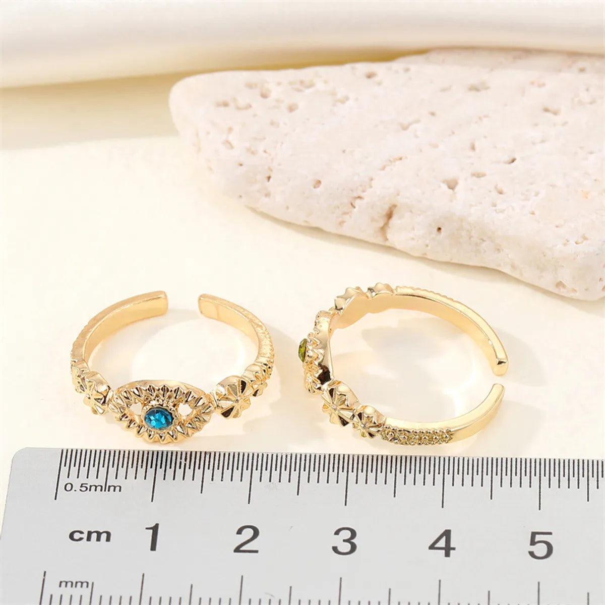 European Retro Simple Full Diamond Hollow Eye Ring Open Ring Female