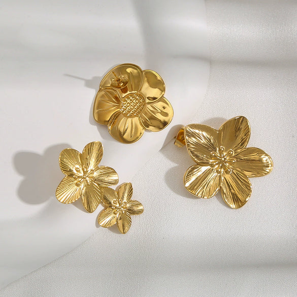 Exaggerated Asymmetrical Floral Stainless Steel Women's Earrings With Electroplating