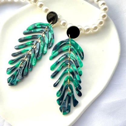 1 Pair Exaggerated Beach Leaves Arylic Alloy Drop Earrings