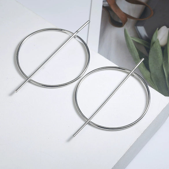 Exaggerated Big Circle Geometric Stud Earrings In Simple Elegant All Match Trendy Fashion For Nightclub With Alloy Material