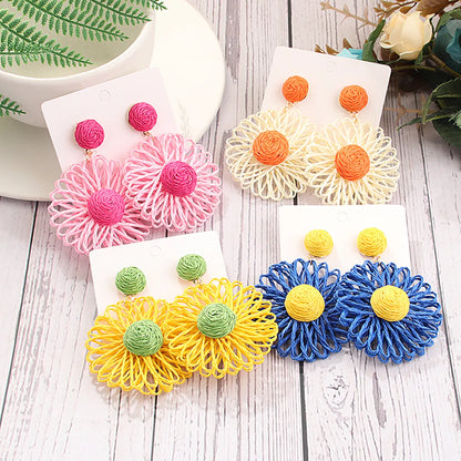 1 Pair Exaggerated Bohemian Chrysanthemum Braid Raffia Drop Earrings