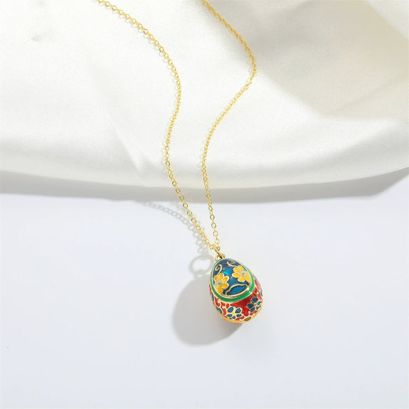 Exaggerated Carved Vintage Egg Pendant Geometric Style Mixed Gemstone Inlay Copper Jewelry With O Chain And Electroplating