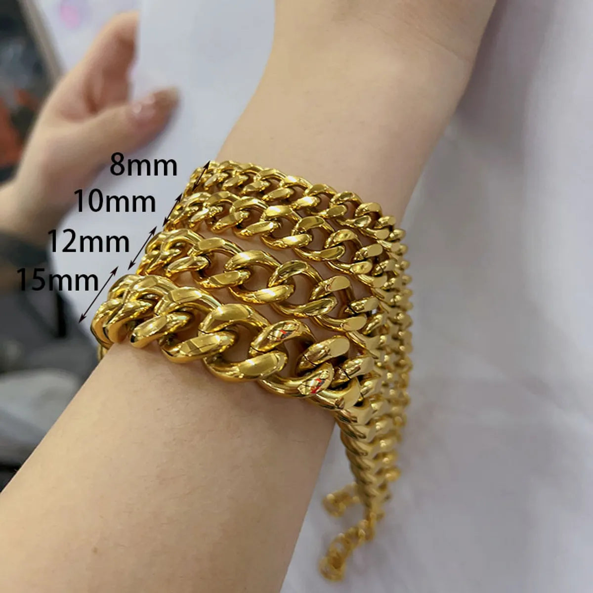 Exaggerated Classic Style Solid Color 304 Stainless Steel 18K Gold Plated Bracelets In Bulk