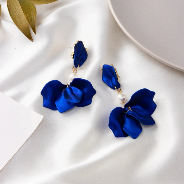 Exaggerated Creative Acrylic Rose Petal Earrings Alloy Electroplated