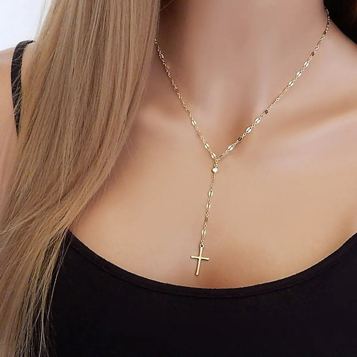 Exaggerated Cross Alloy Chain Pendant Clavicle Necklace